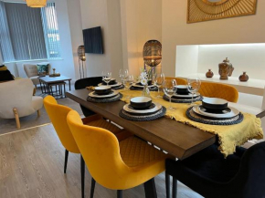 BRAND NEW stunning family house